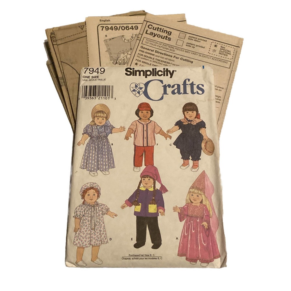 Simplicity Crafts‎ 7949 (0649) Sewing Pattern. Clothing for 18 inch dolls. Uncut